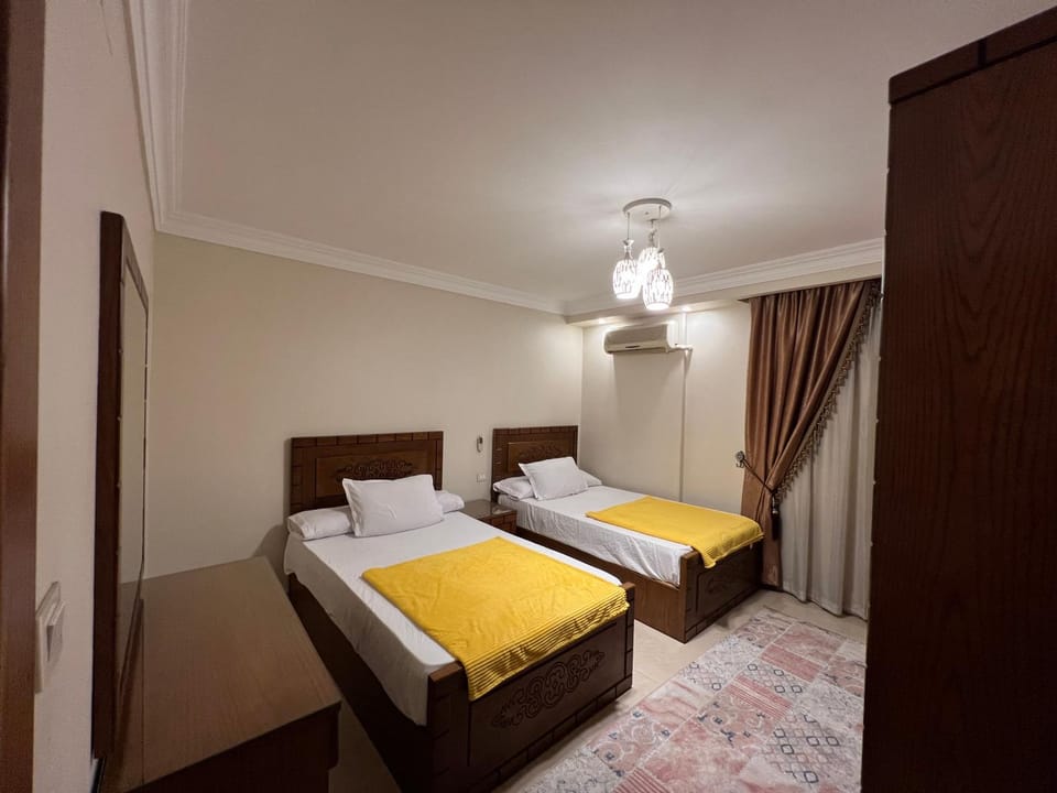 Bedroom, wardrobe