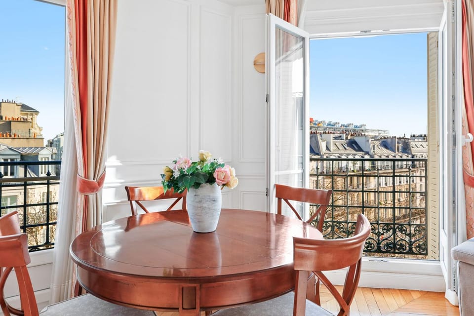 Suite Estelle, Luxe au 1er Arrondissement Paris Apartment in Paris