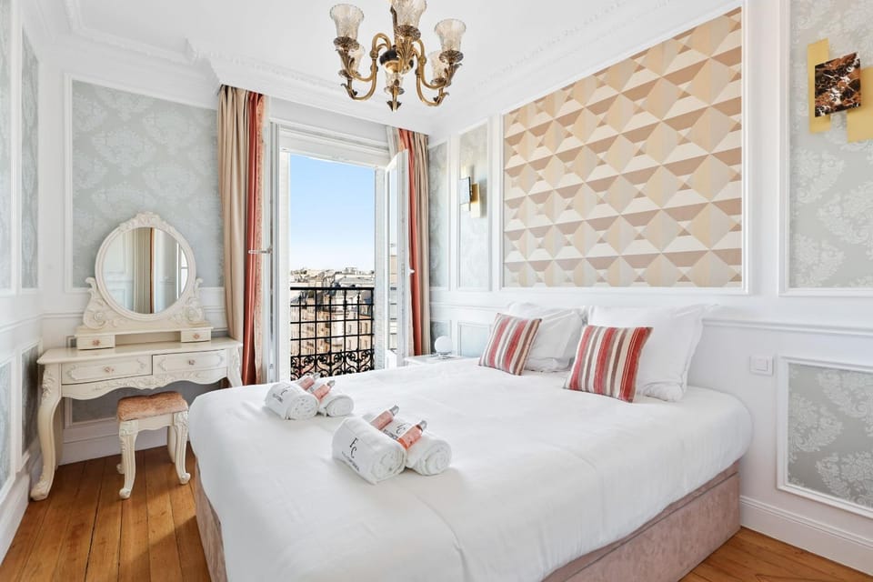 Suite Estelle, Luxe au 1er Arrondissement Paris Apartment in Paris