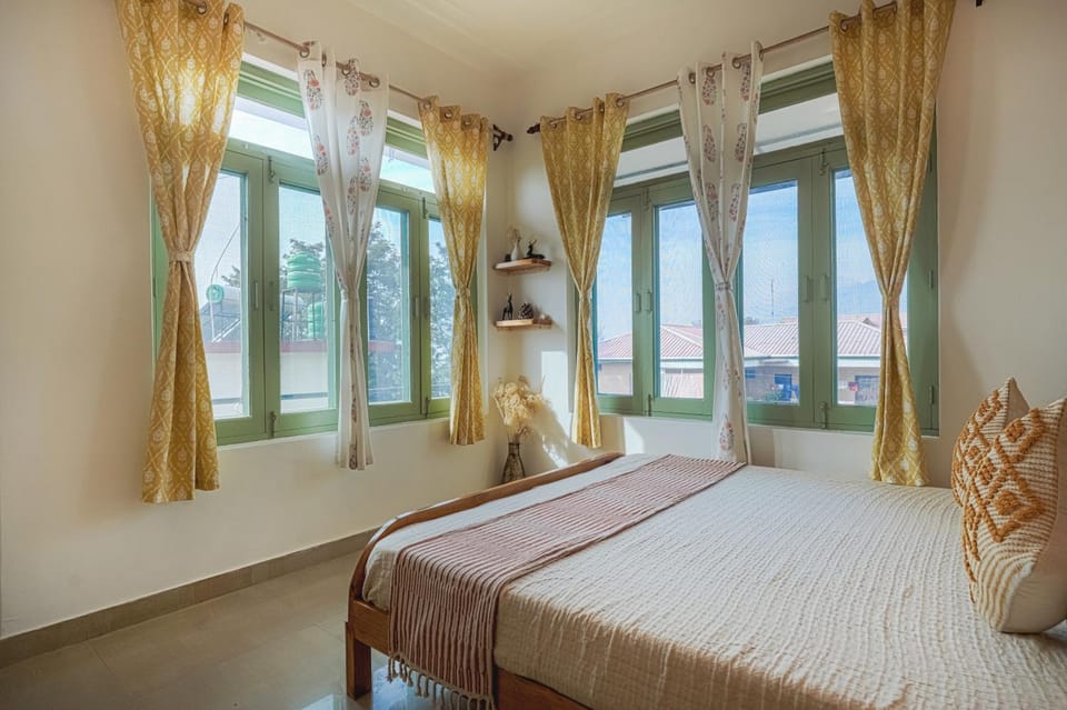 Bir Downtown 2 BHK - Landing site 5 mins Bed and Breakfast in Himachal Pradesh