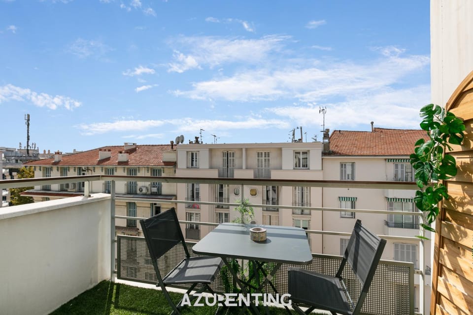 Day, View (from property/room), Balcony/Terrace, Dining area
