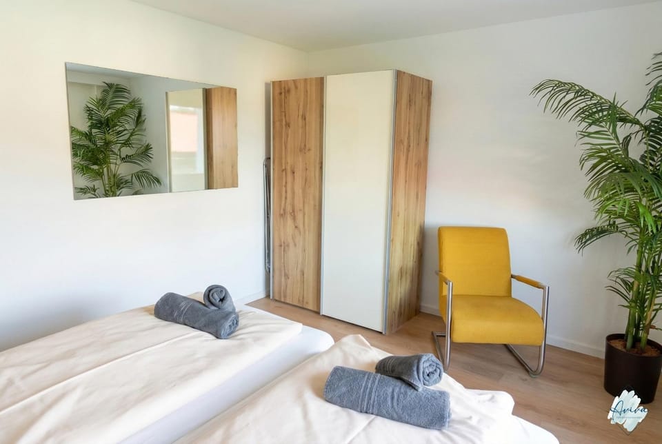 Bedroom, wardrobe