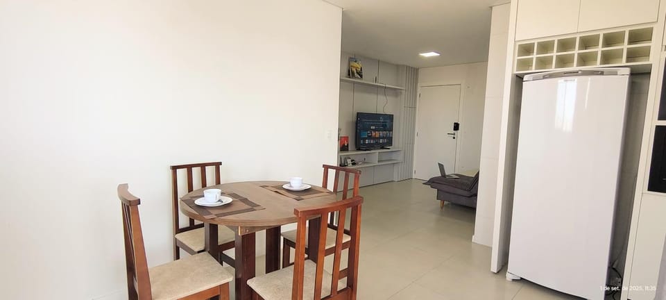 Apto 1 suite e 1 quarto, sacada com churrasqueira Apartment in Porto Belo