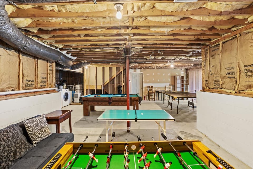 Lake Front Game Room Private Dock and More House in Tunkhannock Township