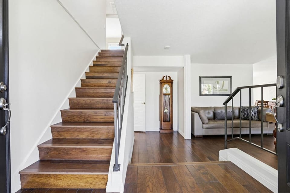 OC Ultimate Family Escape By Rather Be Properties House in Laguna Hills