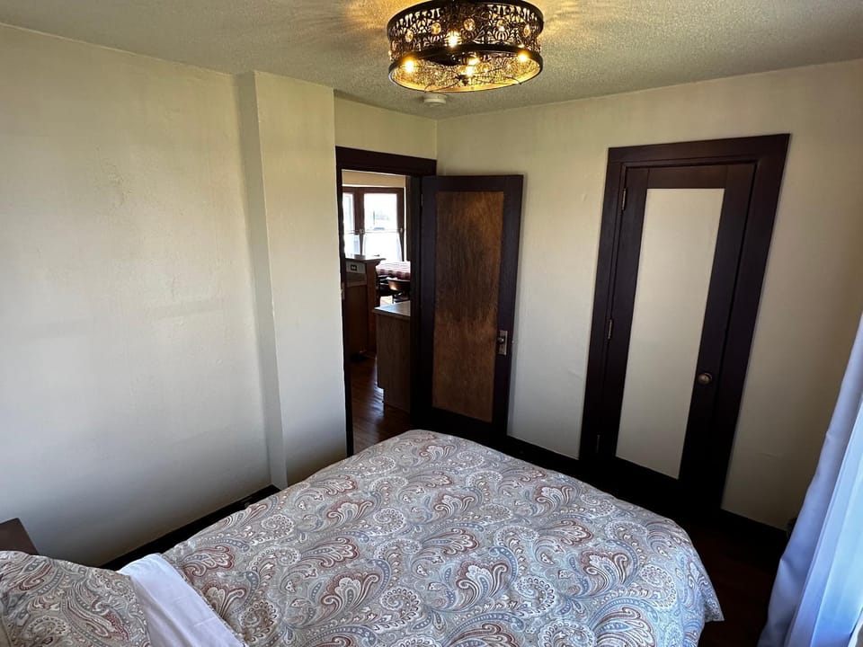 Mulberry Cottage at Sugar Hollow Crossing House in Independence