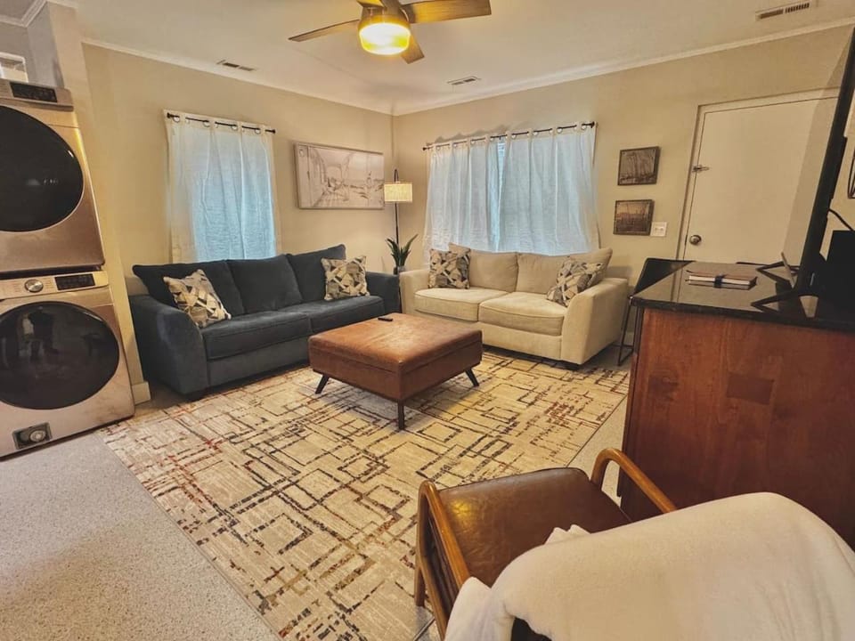 Smithville Edge House in Southport