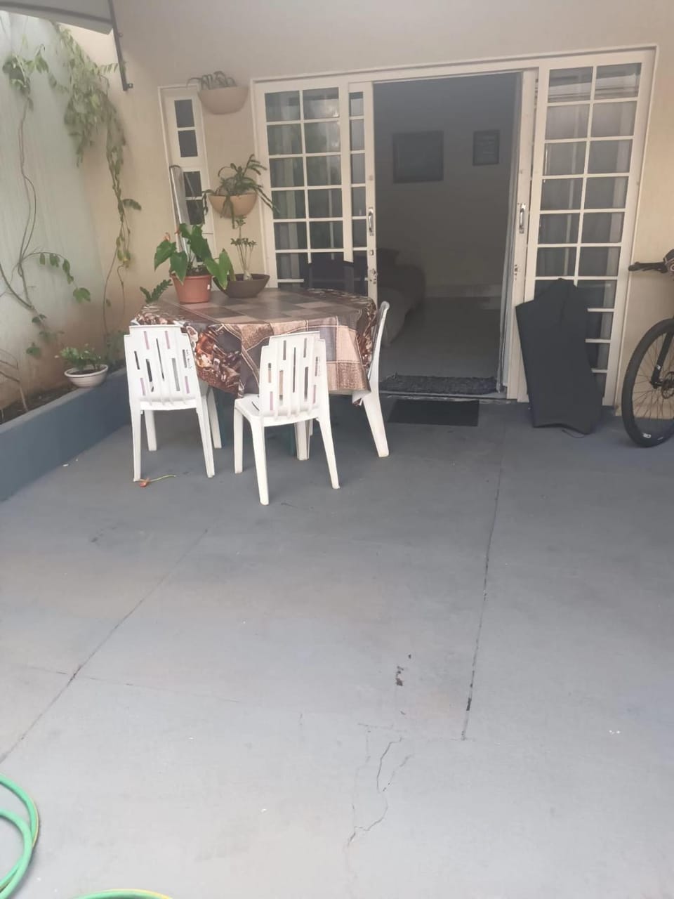 Casa mobiliada para temporada MotoGP 20 e 22 de março Vacation rental in Goiania