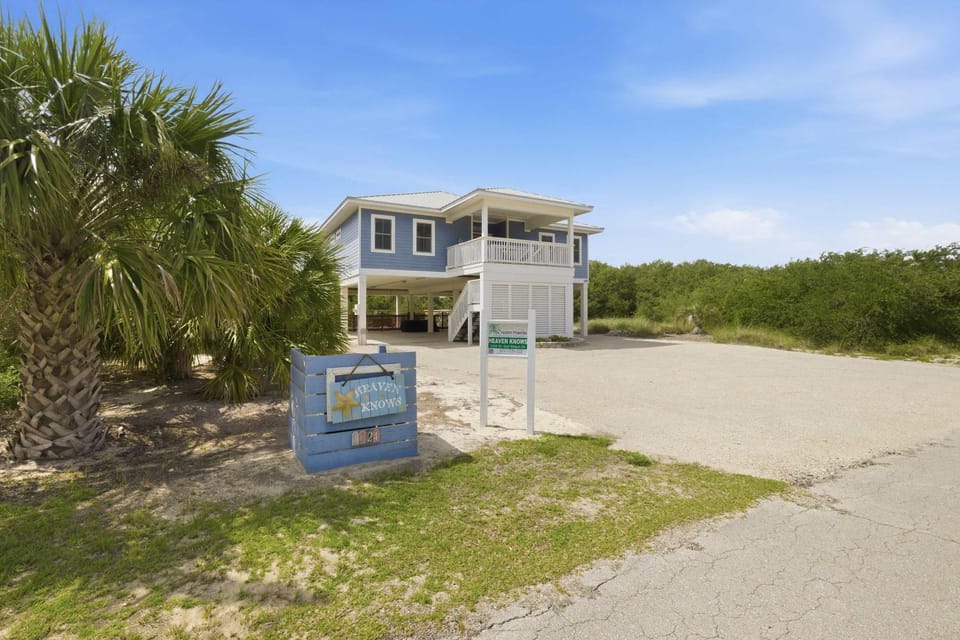 St George Island 4 Bed 4 Bath Pool Pet Friendly House in Saint George Island