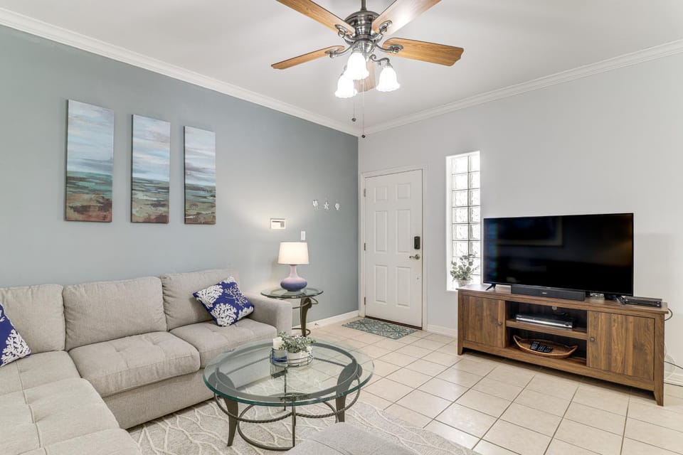 1 Block to Beach: South Padre Condo w/ Pool Access House in South Padre Island