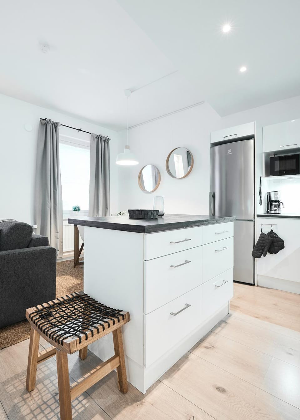 Kitchen or kitchenette, kitchen