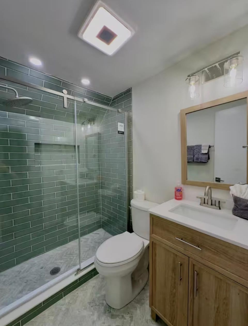 Barbers Deer Camp, Hot Tub and Views Chalet in Beech Mountain