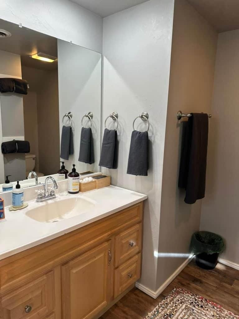 The Dandelion SV-Wish. B&B, Reimagined Bed and Breakfast in Hailey