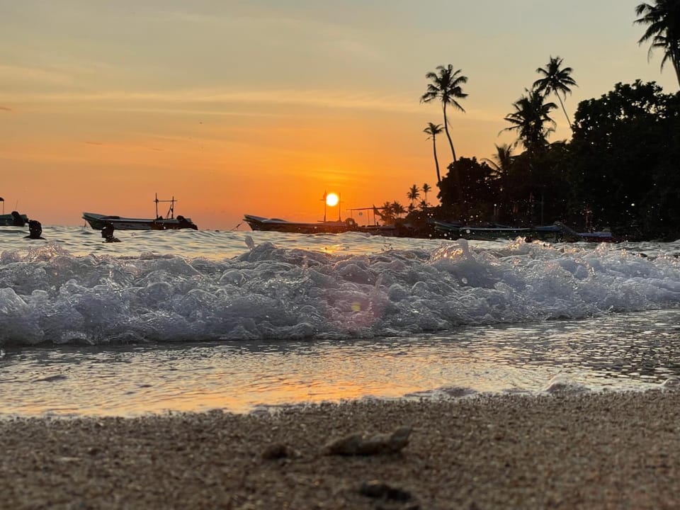 Sayuri Beach Hotel Bed and Breakfast in Southern Province