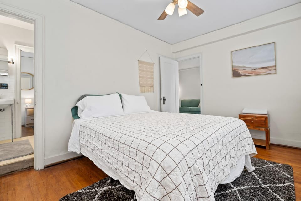 Executive Residences at The David Copperfield Apartment in West Plaza