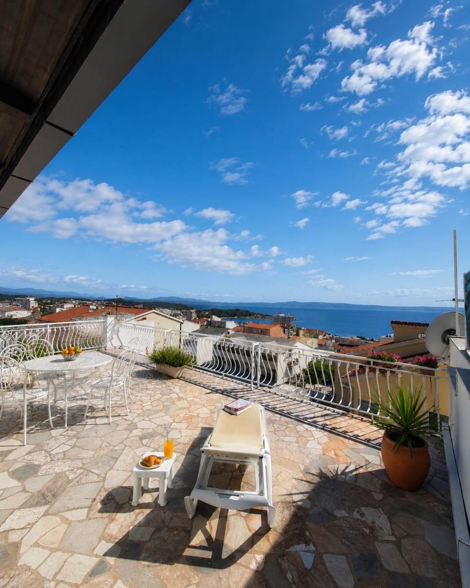 Day, Natural landscape, View (from property/room), Balcony/Terrace, Seating area, Sea view
