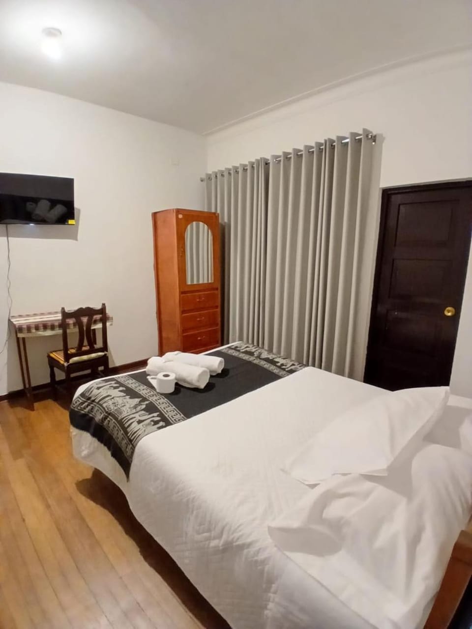 Bed, Photo of the whole room, Bedroom, towels, wardrobe