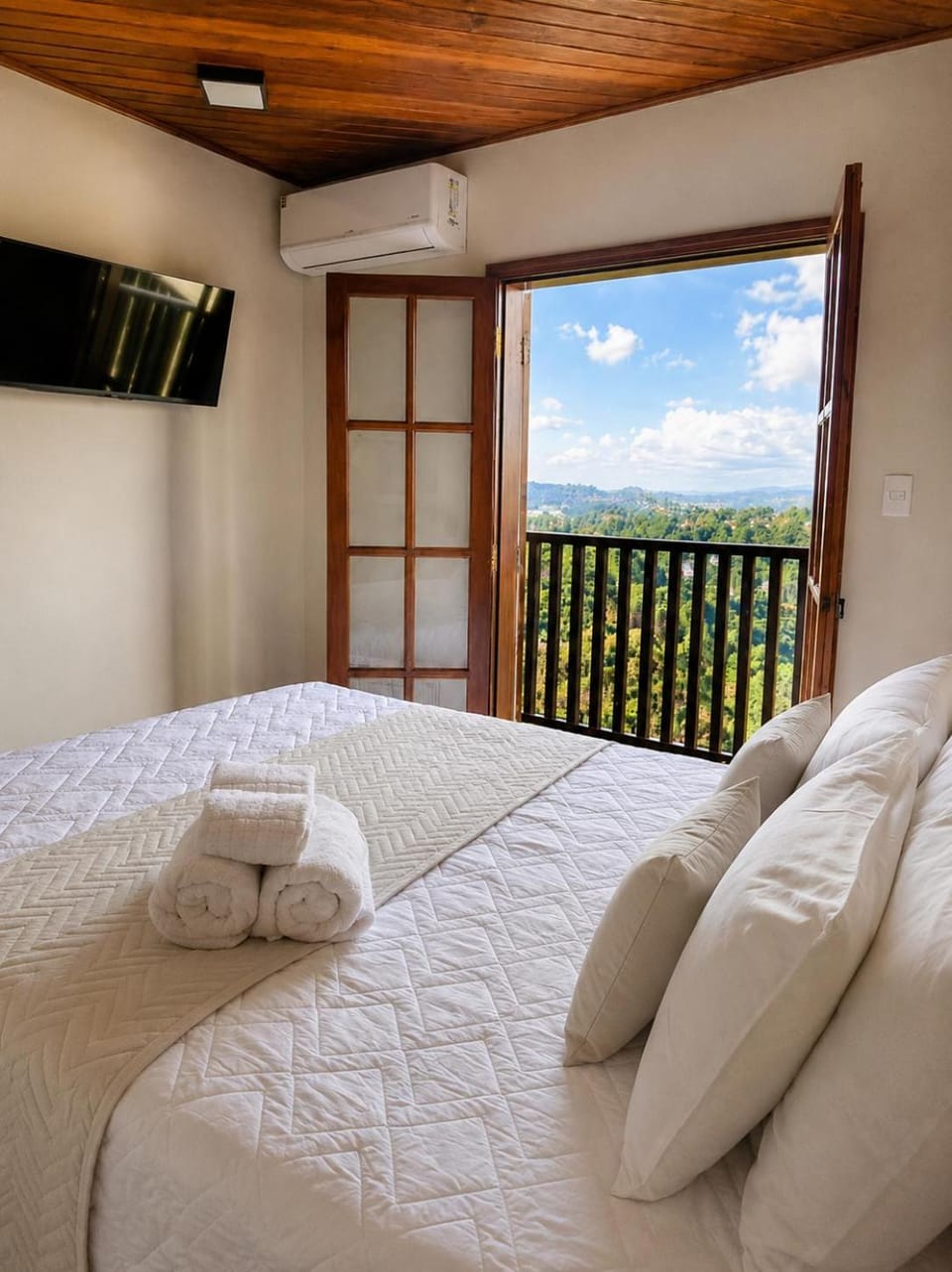 Pousada Chateau Elegance Inn in Campos do Jordão