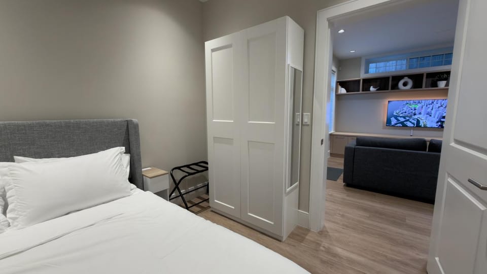 2Bed 1Bath in City, 20 min to BC Place FIFA 2026 Apartment in Vancouver