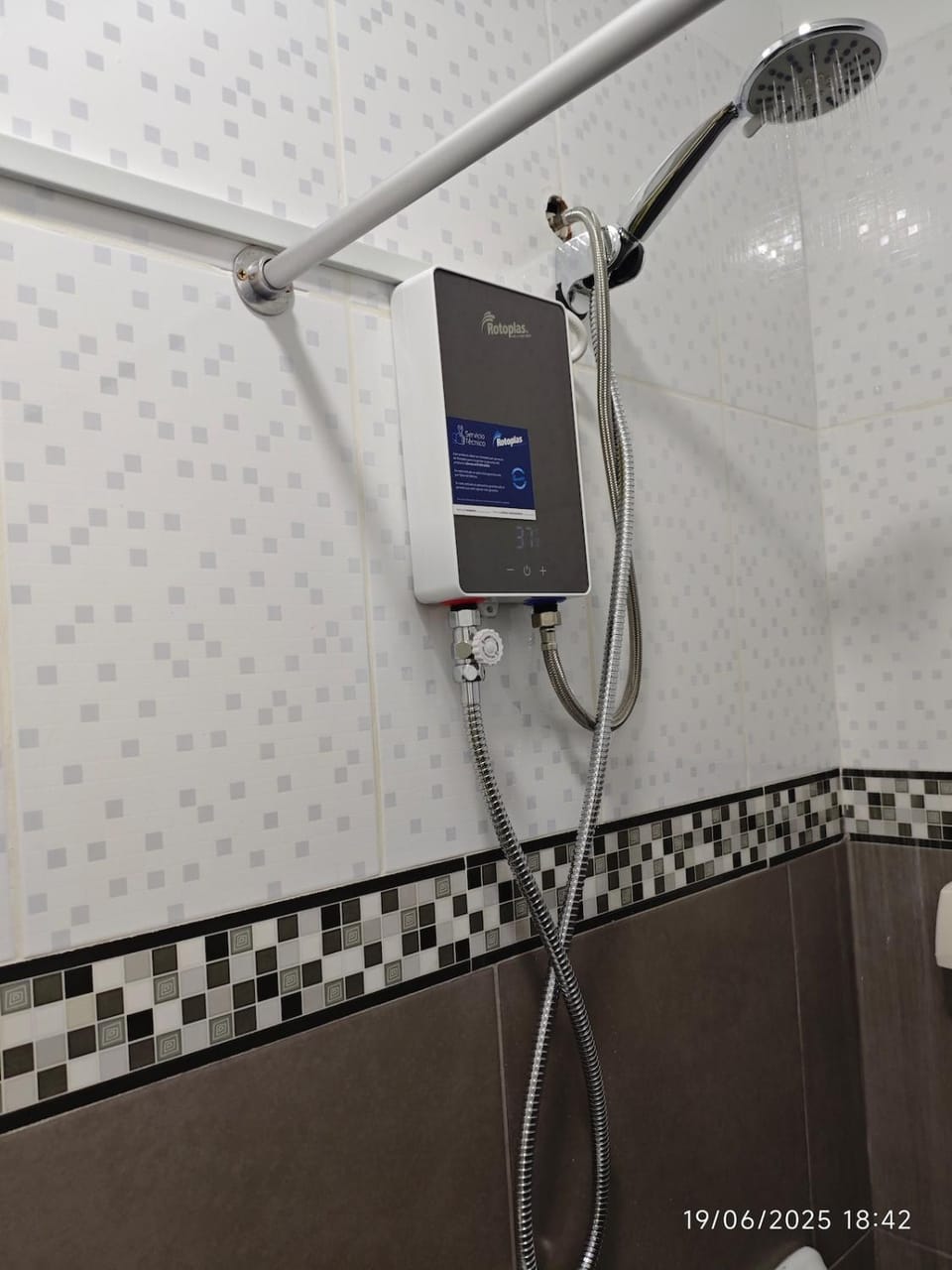 Air conditioning, Wi-Fi, separate entraAire acondicionado, Wifi, entrada independientence Apartment in Piura