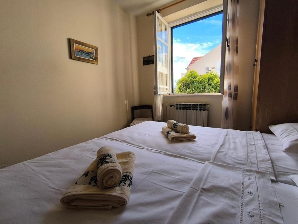 House Deša with a beautiful view on Old Town Apartment in Dubrovnik
