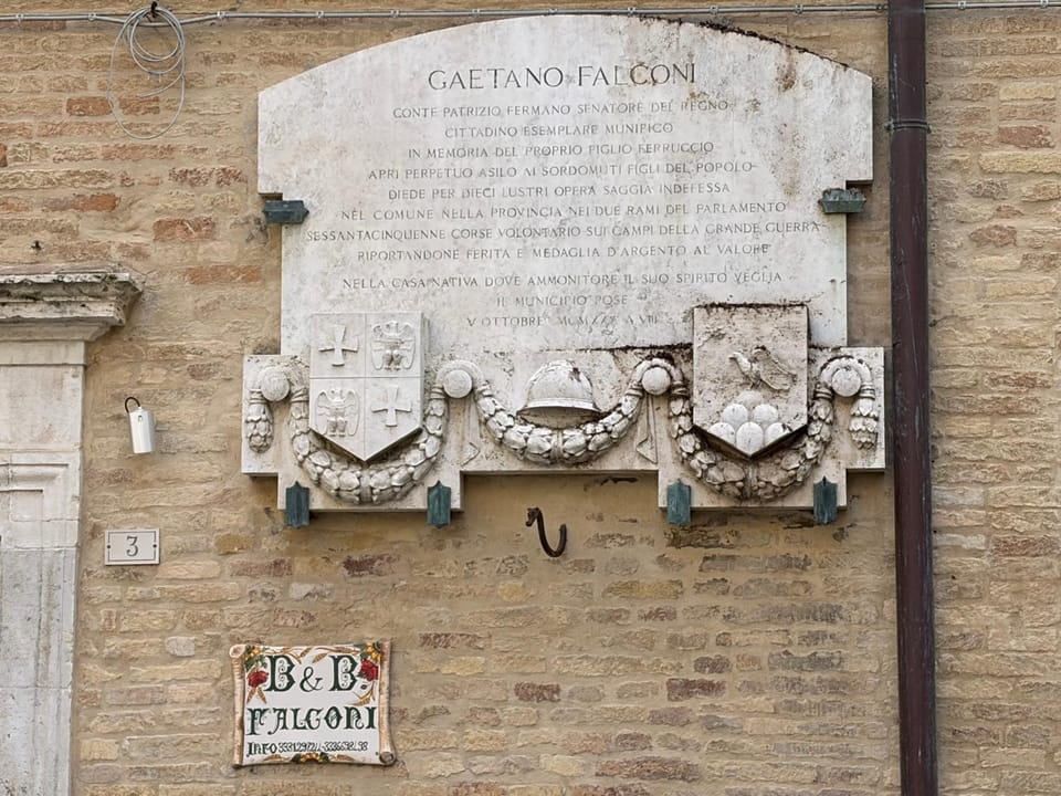 B&B Falconi Bed and Breakfast in Fermo