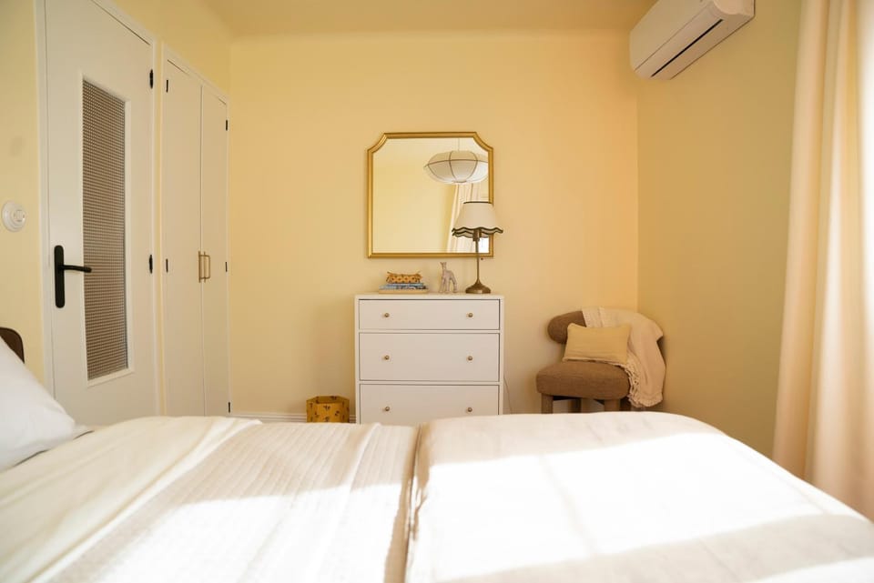 Charming Luxury Home Near Beaches & Montpellier - La Petite Pérolienne House in Mauguio