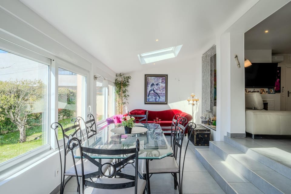 Charming house with pool Villa in Mouans-Sartoux