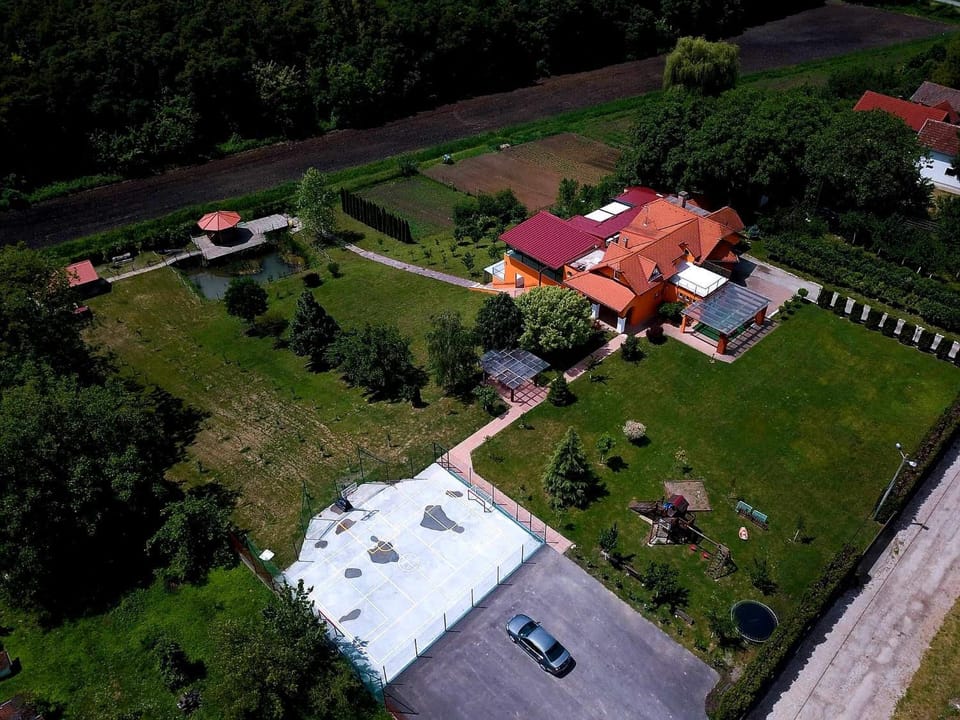 Ladanjska Kuca Maras House in Croatia
