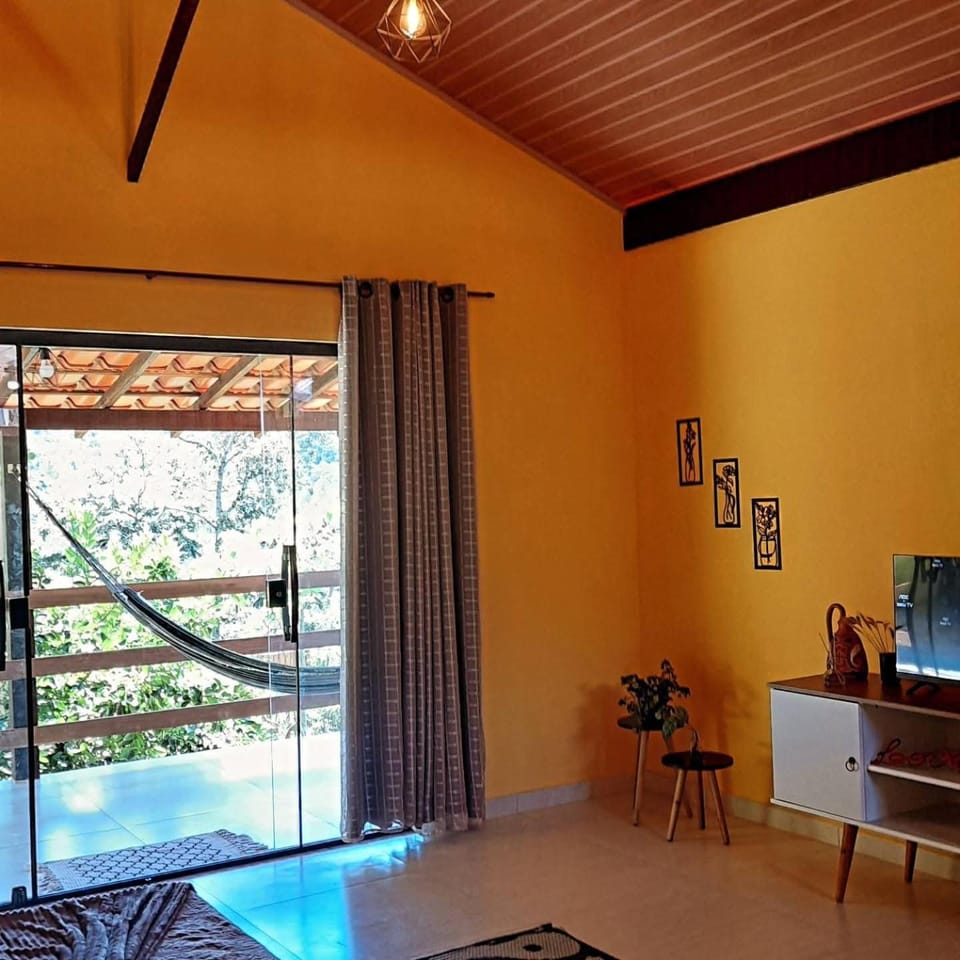 Chalé Studio Garden , piscina, churrasqueira, roupa de cama e banho House in State of Rio de Janeiro