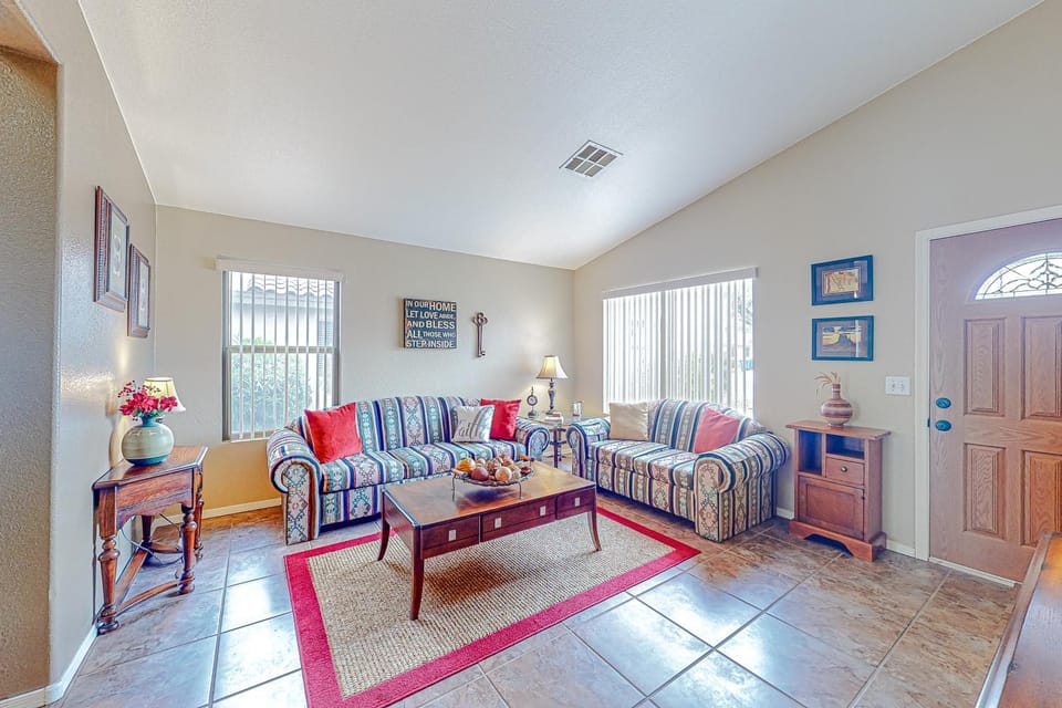 Local Living in Apache Junction House in Apache Junction
