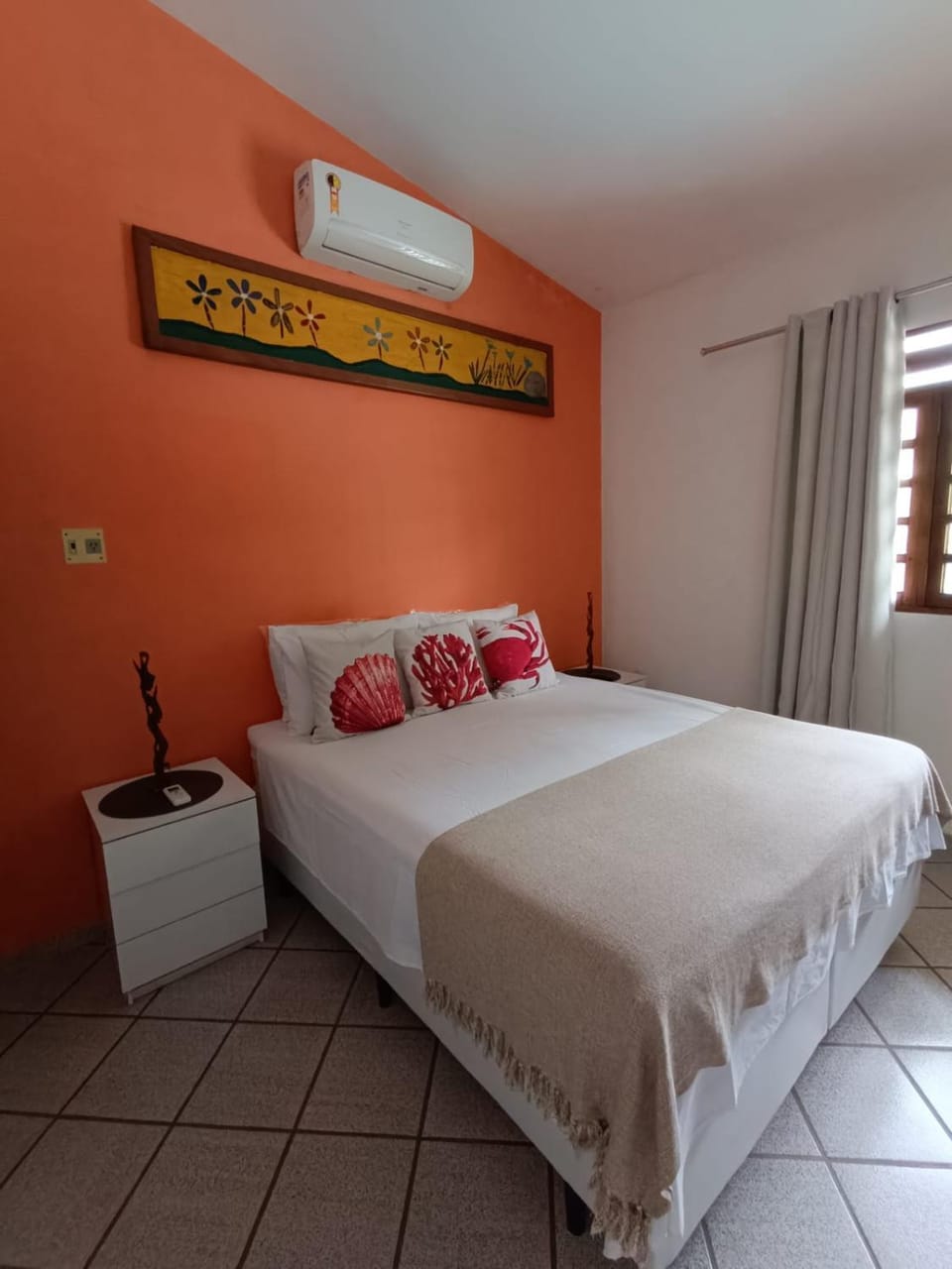 Casa Amarela House in Cabedelo