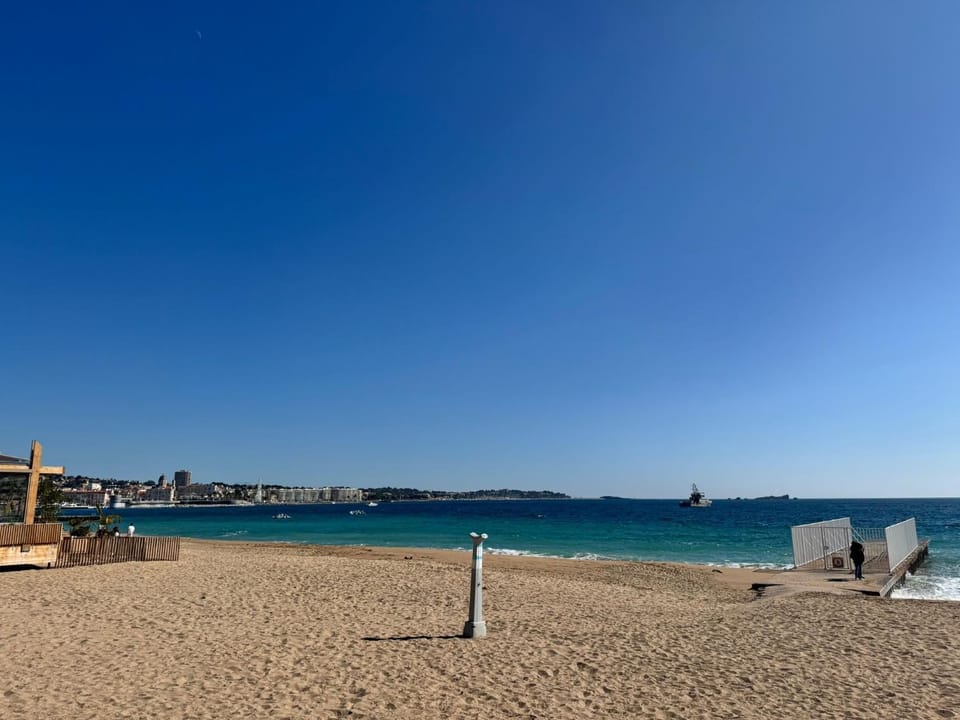 Beau T2 au domaine de valescure Apartment in Saint-Raphael