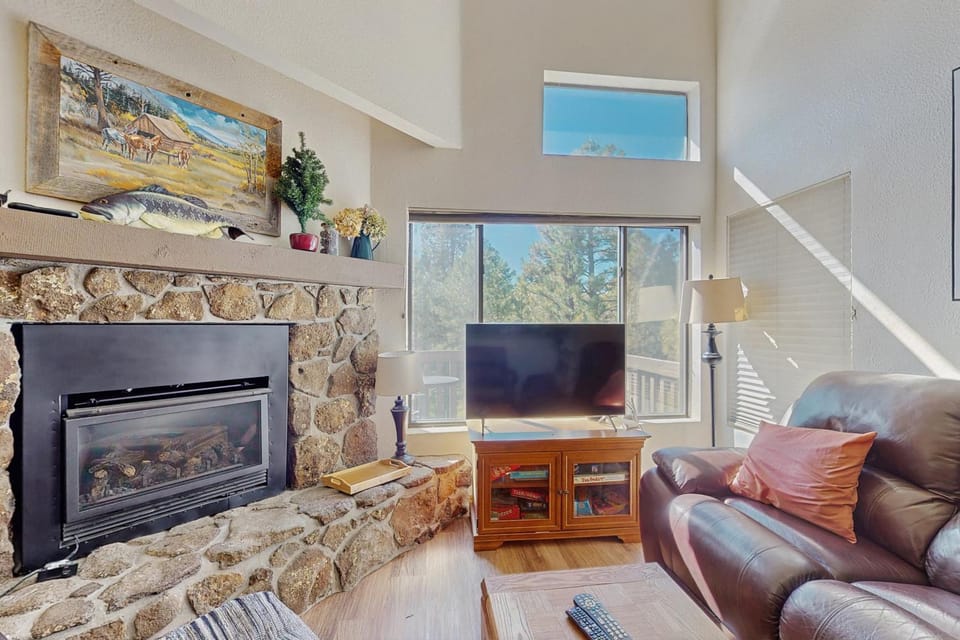Whispering Pines Retreat House in Flagstaff