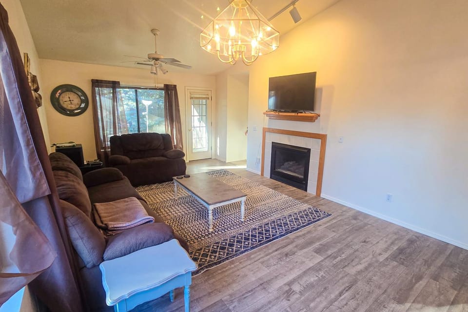 Ponderosa Basecamp House in Flagstaff