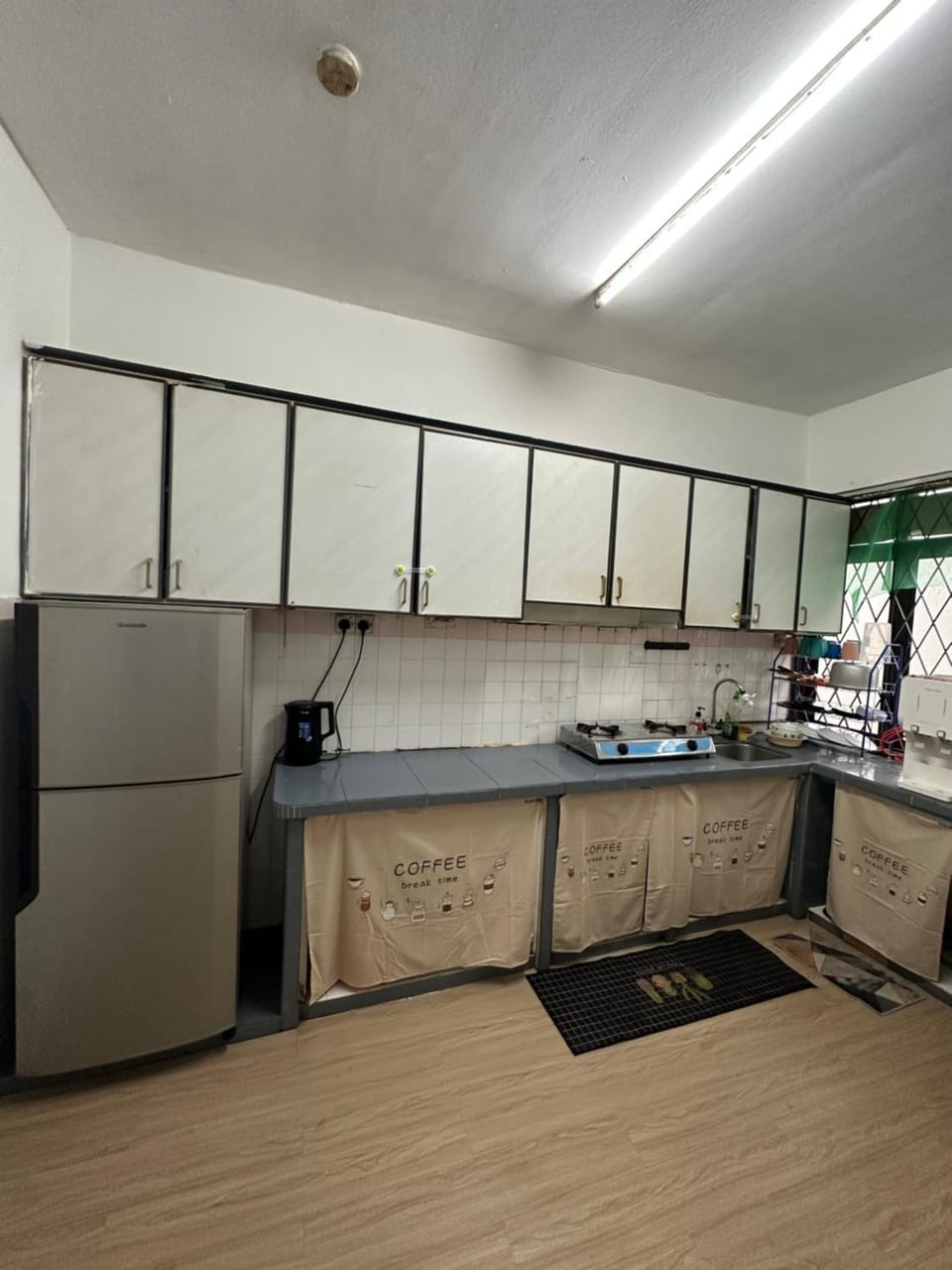 Budget Homestay nearby Pantai Hospital Airport Penang Bayan Lepas House in Bayan Lepas