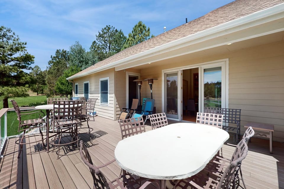 Sandstone Way House in Flagstaff