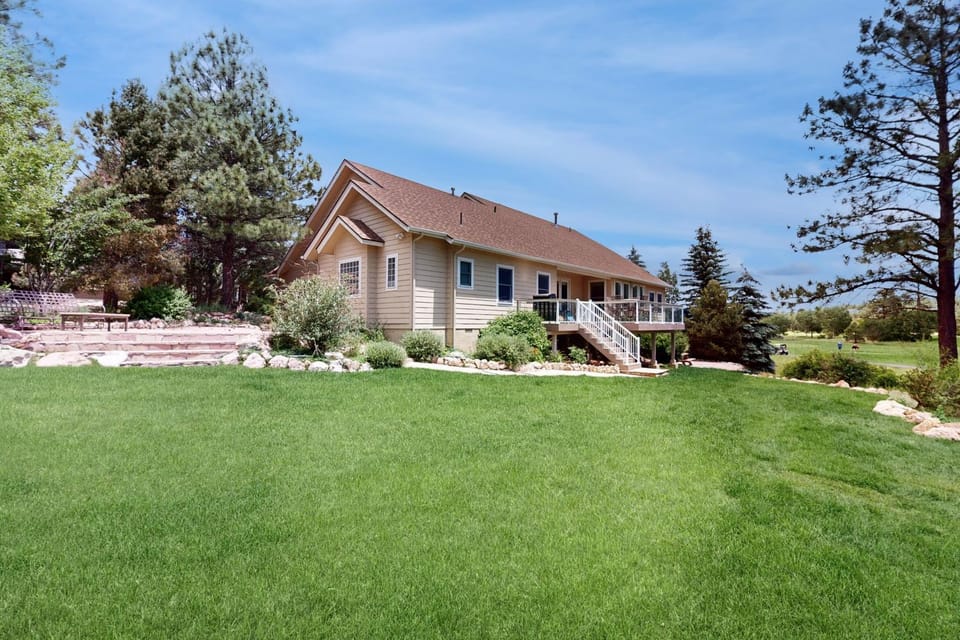 Sandstone Way House in Flagstaff