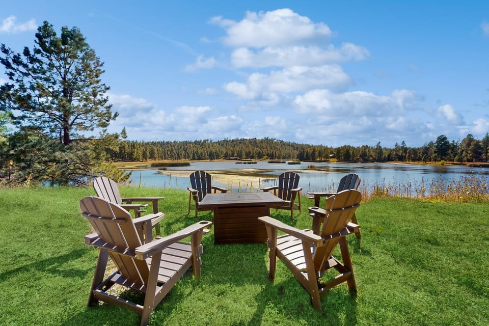 Whispering Pines Lakehouse House in Munds Park