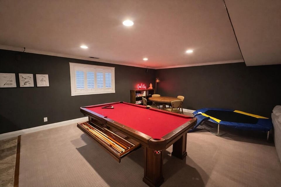 Golf Course Getaway Villa in Pocatello