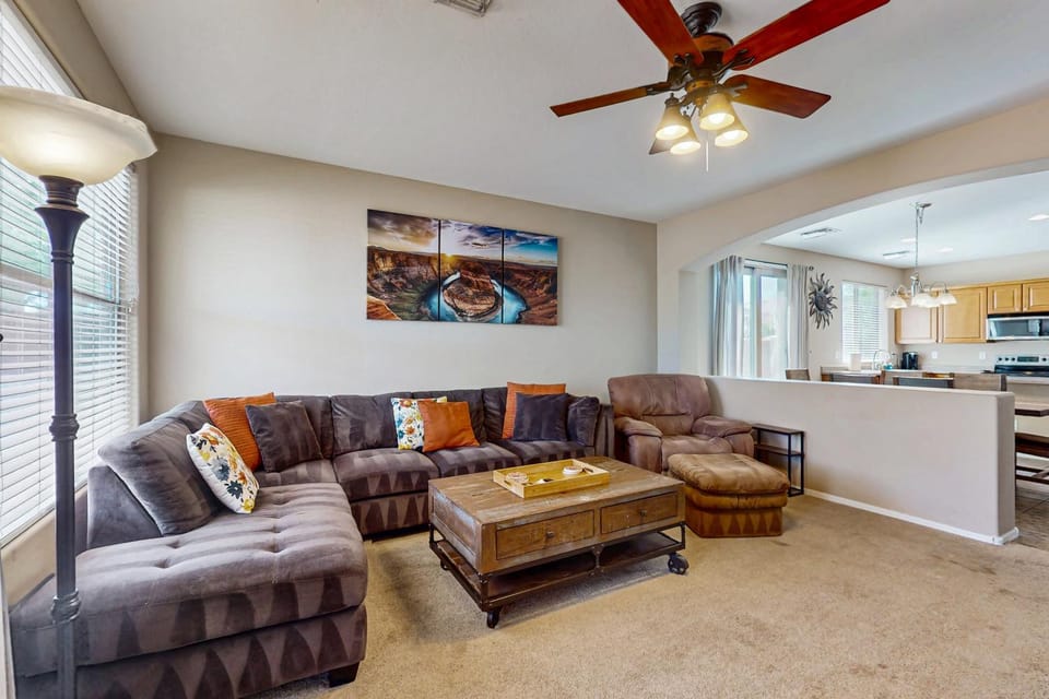 Mesquite Vista House in Glendale