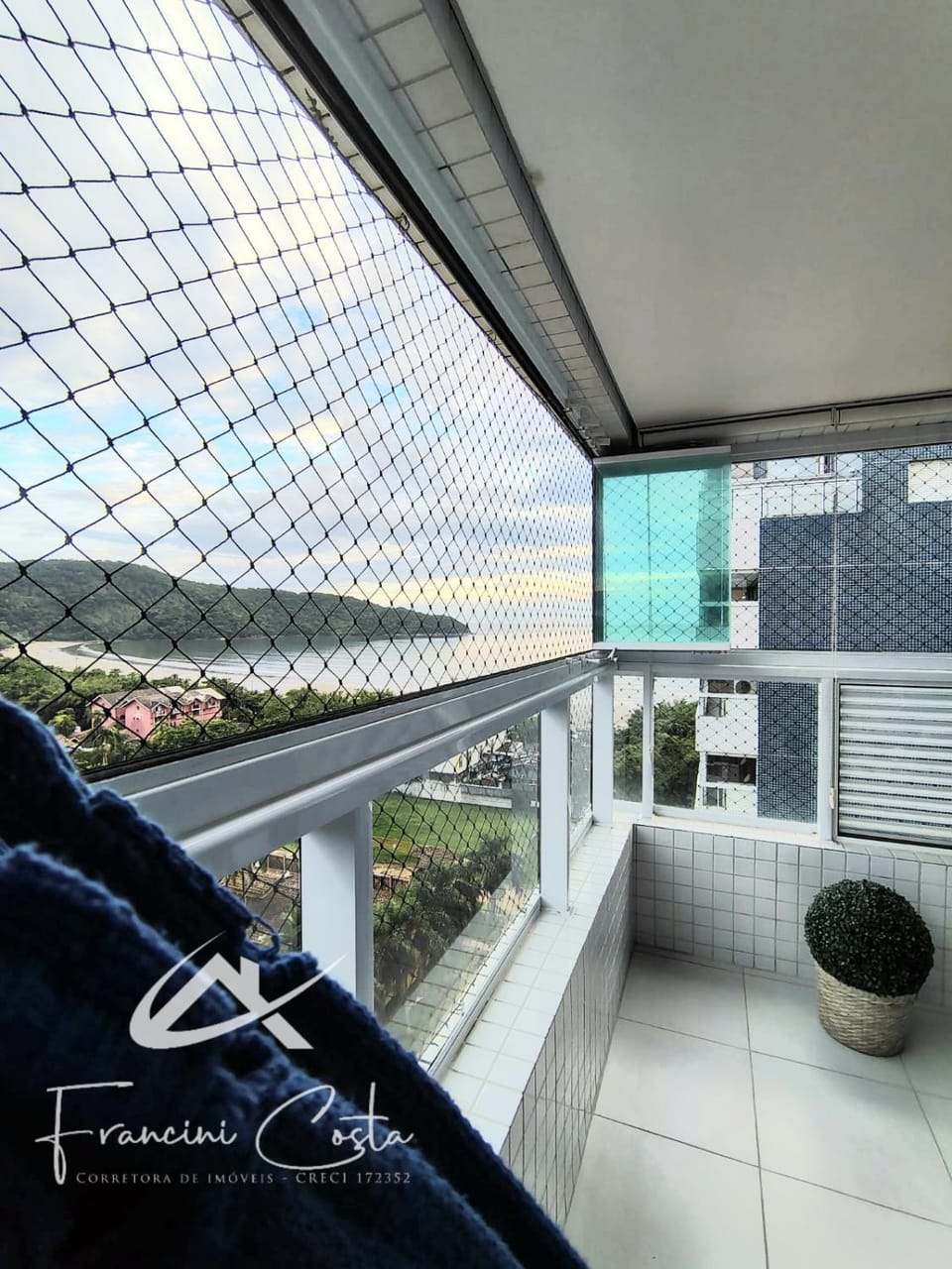 Apto com Vista para o Mar em Bertioga, 2 Quartos, Suíte e Churrasqueira Apartment in Bertioga