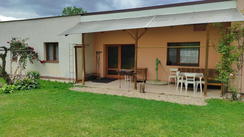 Property building, Balcony/Terrace