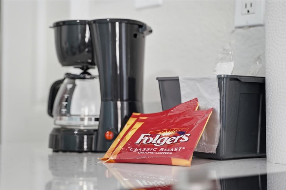 Coffee/tea facilities