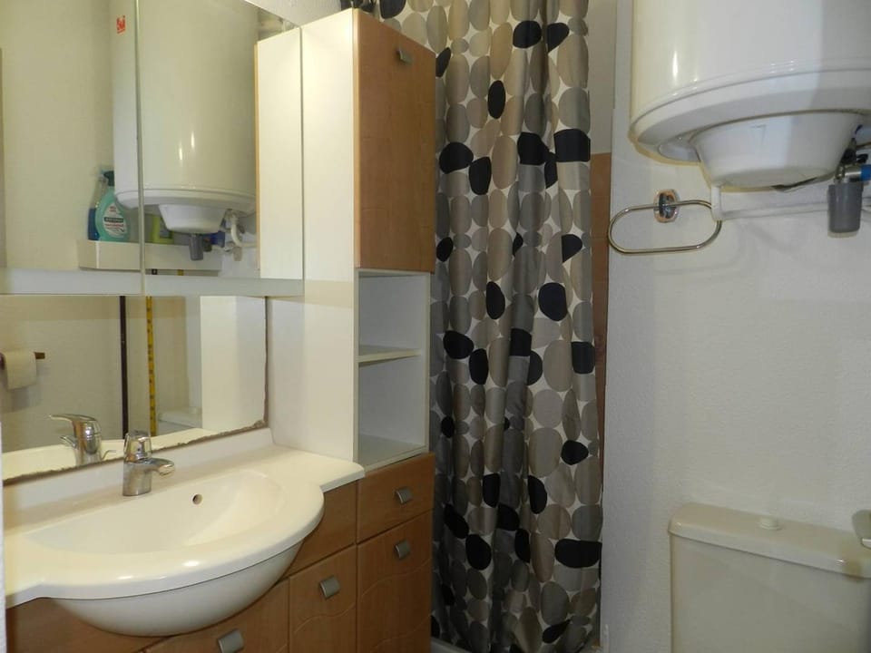 Studio pratique proche plage - 4 pers. - FR-1-251-934 Apartment in Bormes-les-Mimosas