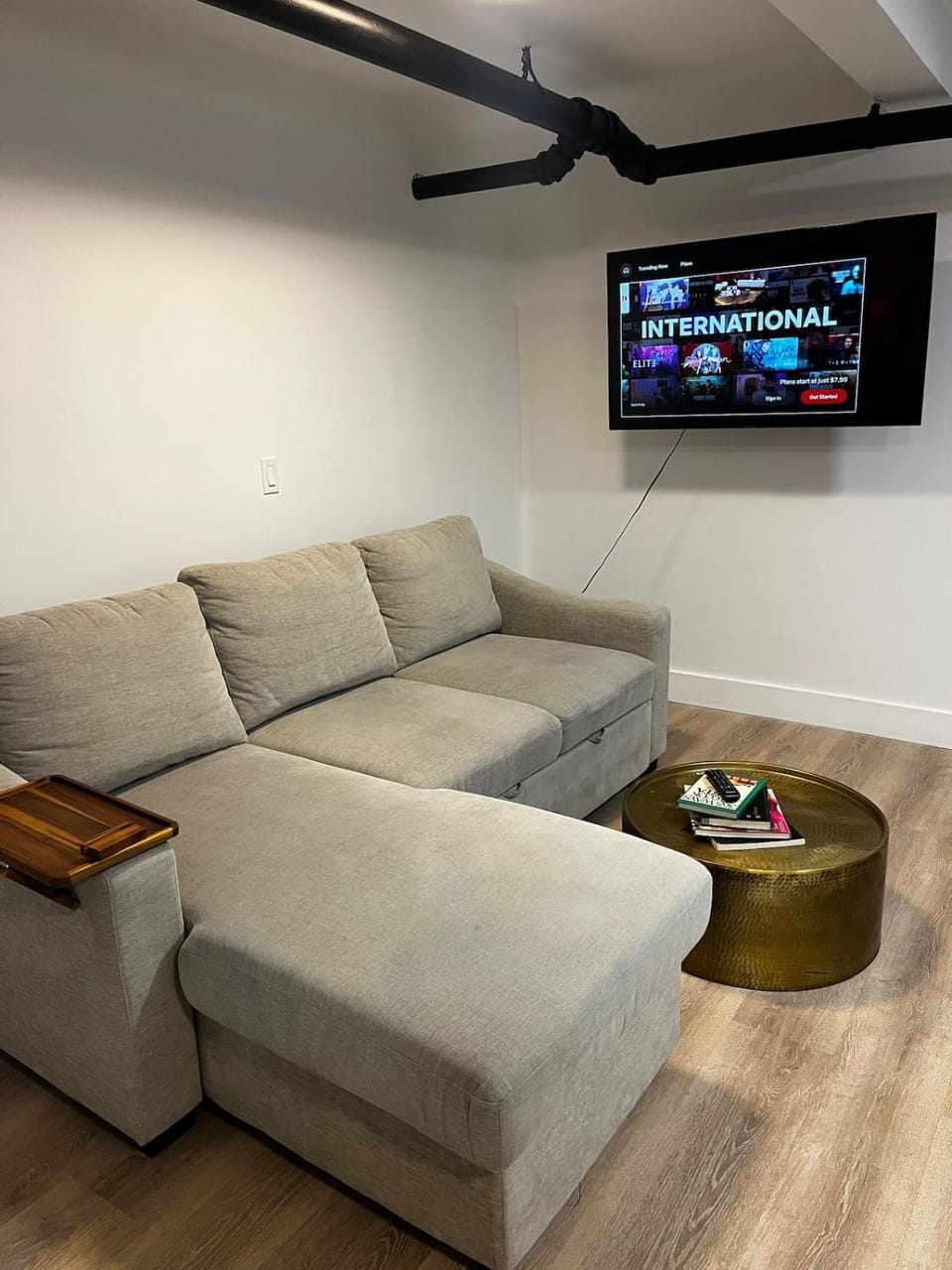 Private Garden Condo minutes from NYC and park Apartment in North Bergen