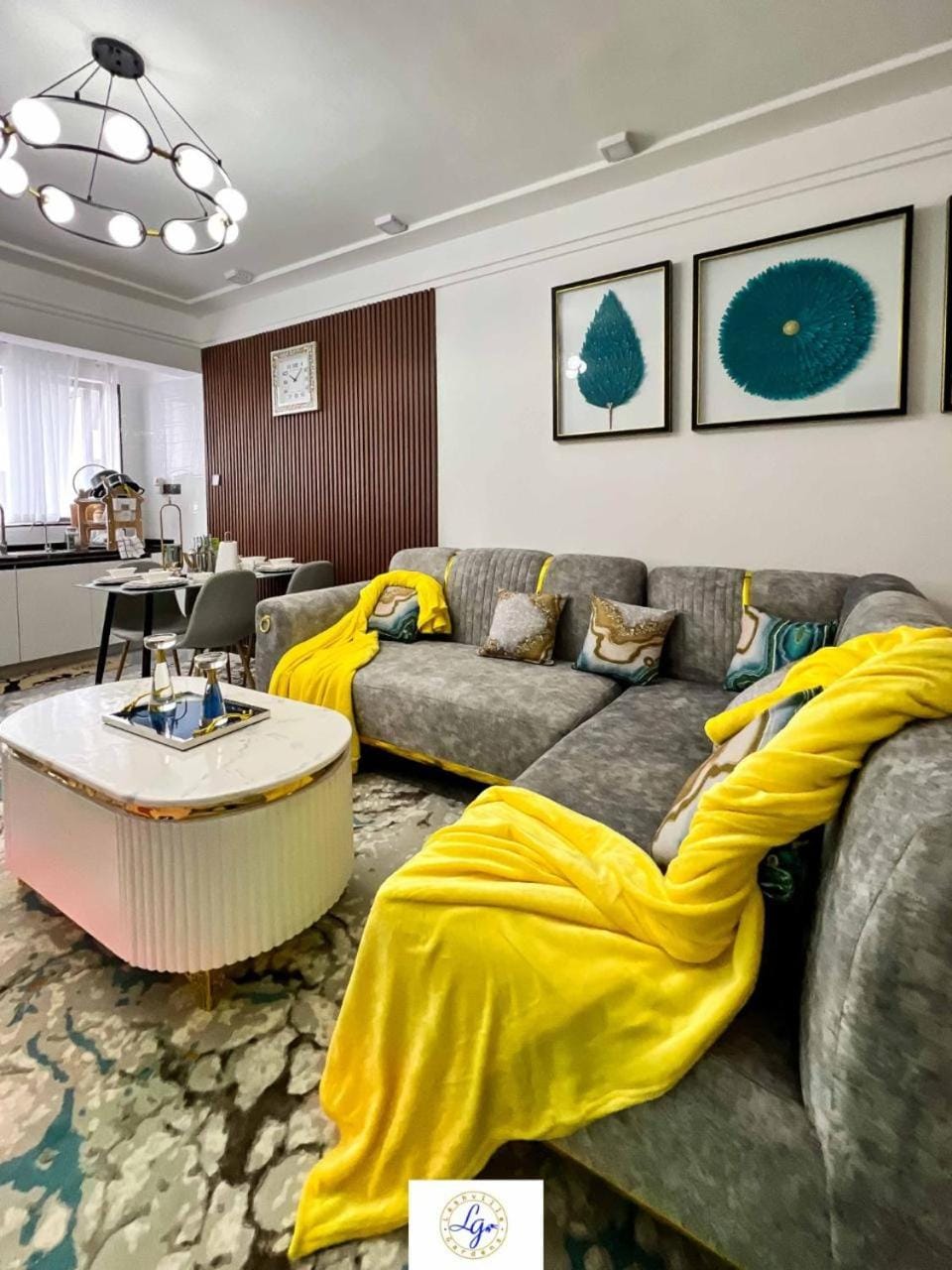 Elegant classy apartment with swimming pool ,fully equipped gym ,child play area and close proximity to shopping malls and great breathtaking views Apartment in Nairobi