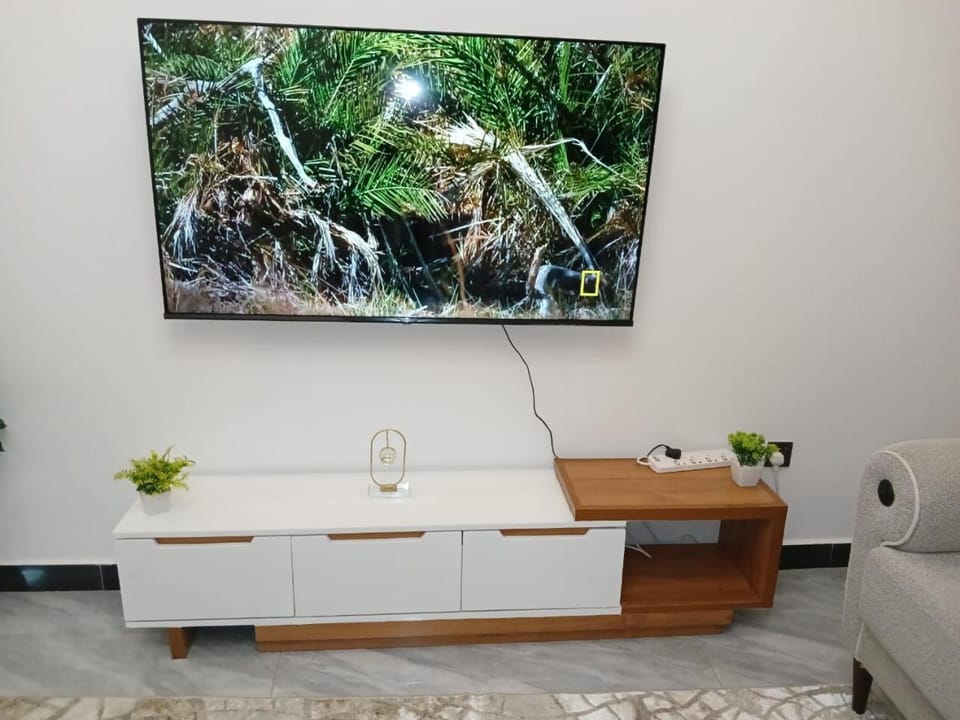 Royal essence apartment with swimming pool ,ample parking ,fully equipped gym, child playground and amazing scenic city view Apartment in Nairobi County