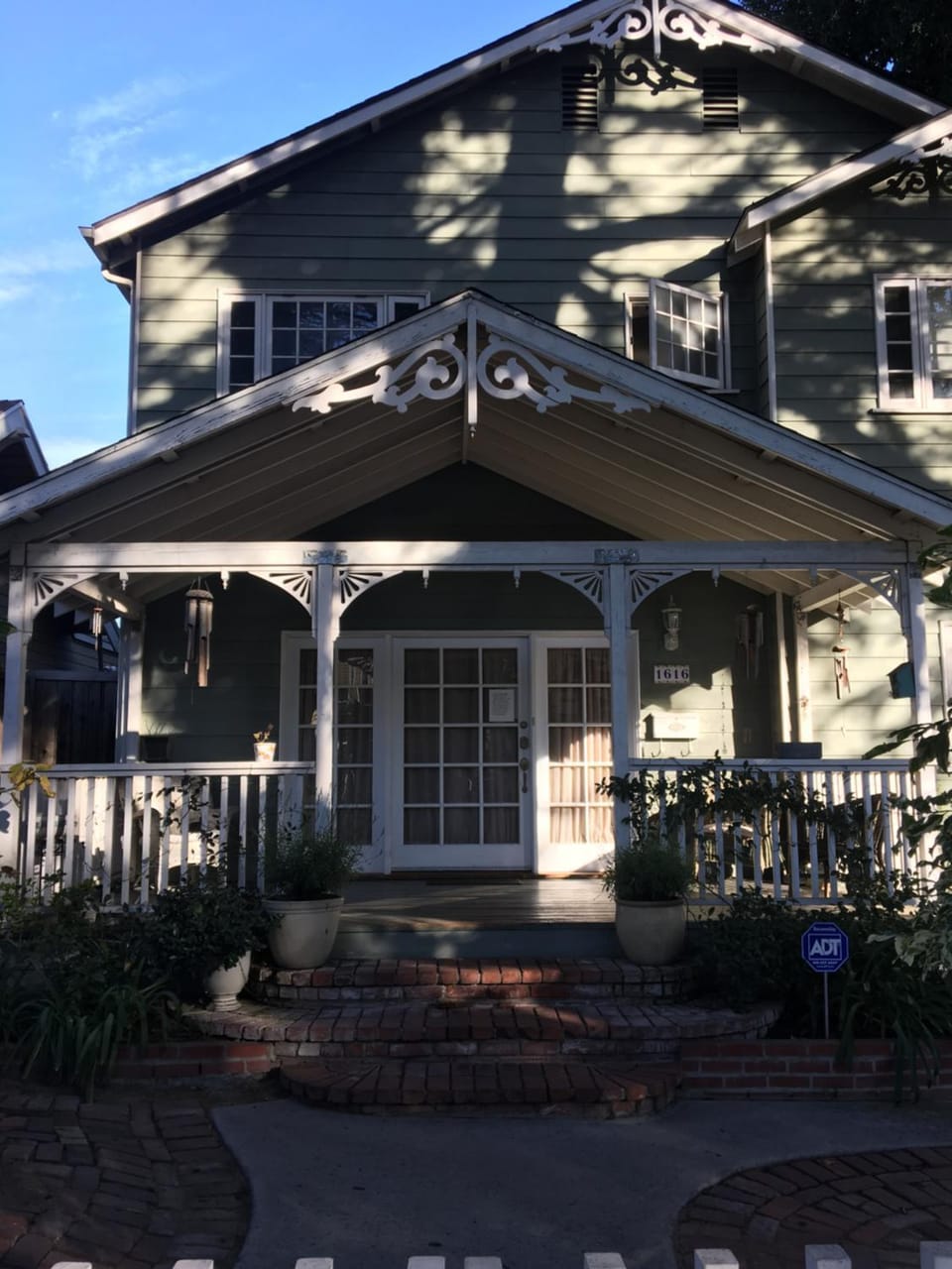Facade/entrance, Day