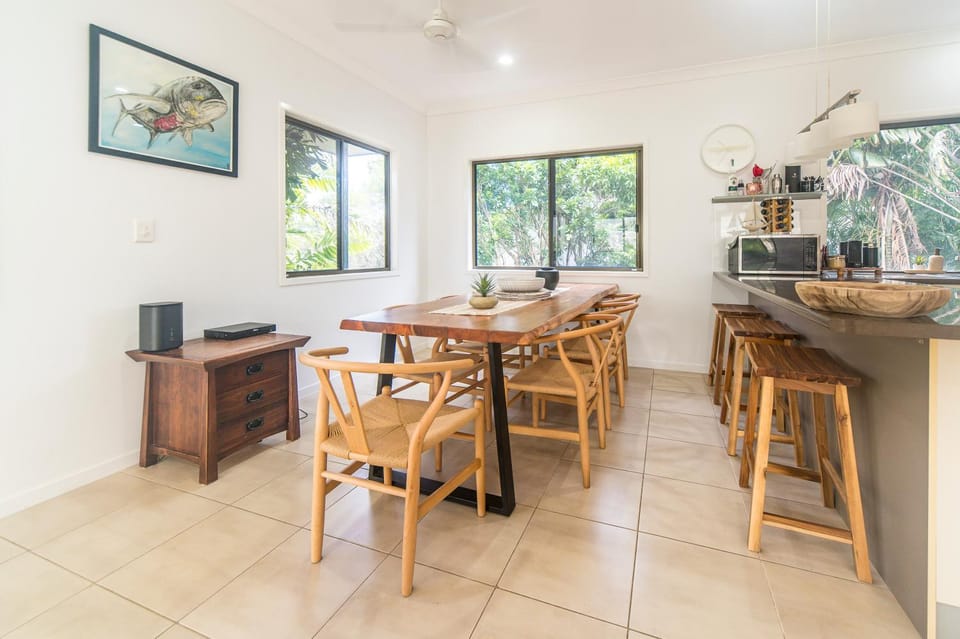 Curlew Cove House in Whitsundays